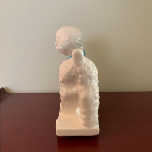 Vintage lamb planter- sheep - wheelbarrow - great condition  princess plaster​​​ - Picture 3 of 6